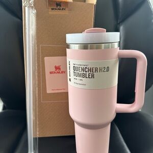 Stanley Tumbler in Cherry Blossom Pink